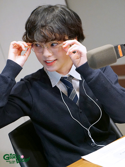てちーポッター降臨 平手友梨奈の丸メガネ姿が可愛すぎる件 櫻坂46まとめもり てちーポッター降臨 平手友梨奈の丸メガネ姿が可愛すぎる件 櫻坂46まとめもり