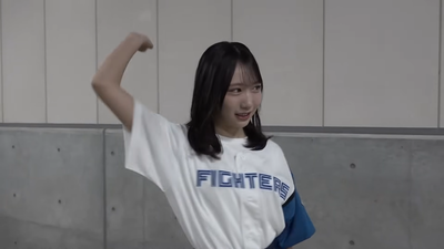 【日向坂４６】北海道出身・藤嶌果歩 さんのファーストピッチ！練習相手に山崎福也投手が登場⚾️ 0-30 screenshot