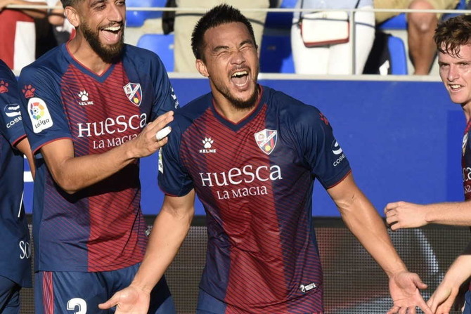 20190929_Shinji-Okazaki_huesca[1]