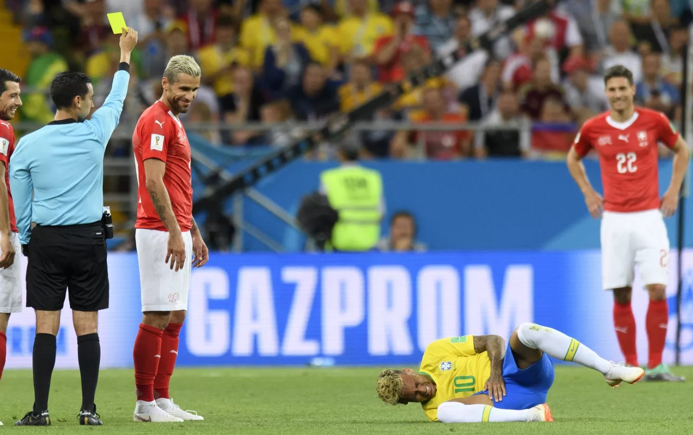 素人 ネイマール転げ回りすぎww ワイ あのね サカサカ10 サッカーまとめ速報 素人 ネイマール転げ回りすぎww ワイ あのね サカサカ10 サッカーまとめ速報
