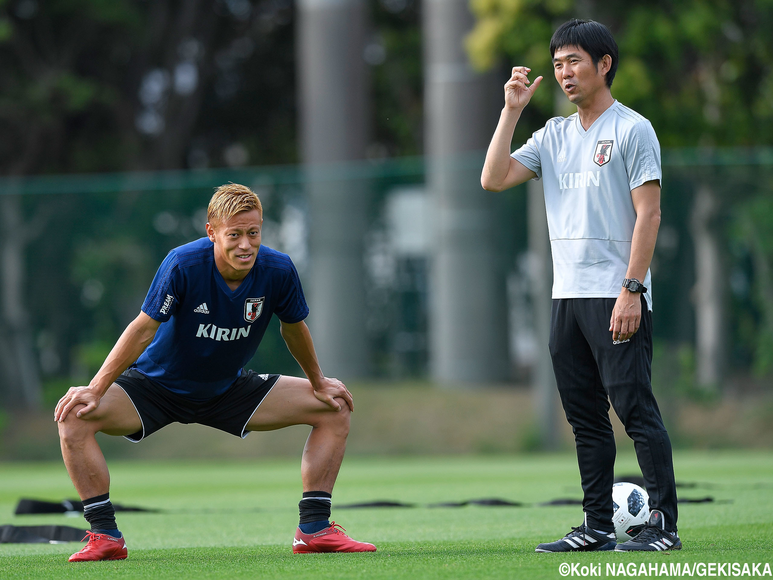 本田圭佑ってオ ストラリアでいえばケーヒルとかカメルーンでいえばエムボマみたいなもんだよな サカサカ10 サッカーまとめ速報 本田圭佑ってオ ストラリアでいえばケーヒルとかカメルーンでいえばエムボマみたいなもんだよな サカサカ10 サッカーまとめ速報