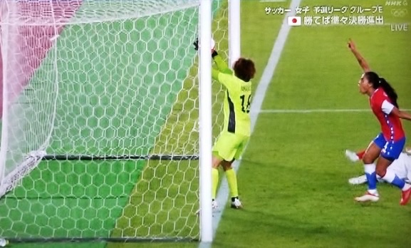 悲報 五輪女子 日本 チリ で 疑惑の判定 ノーゴールに海外疑念 地元有利に サカサカ10 サッカーまとめ速報 悲報 五輪女子 日本 チリ で 疑惑の判定 ノーゴールに海外疑念 地元有利に サカサカ10 サッカーまとめ速報