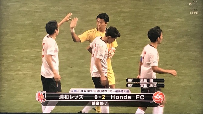 EFTv8uTUcAA4R4R[1]
