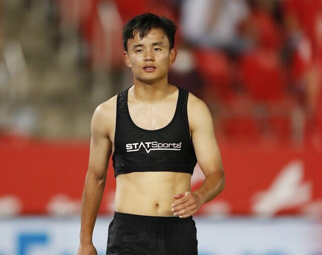 朗報 久保建英さん ブラジャー姿が似合うｗｗｗｗｗｗｗｗｗ サカサカ10 サッカーまとめ速報
