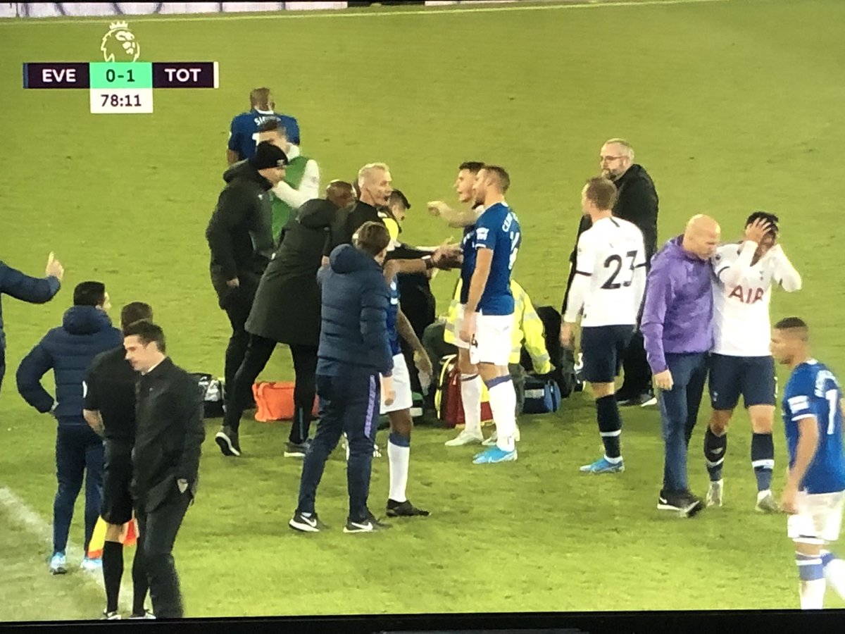 速報 動画 ソンフンミン 相手選手を骨折させる サカサカ10 サッカーまとめ速報