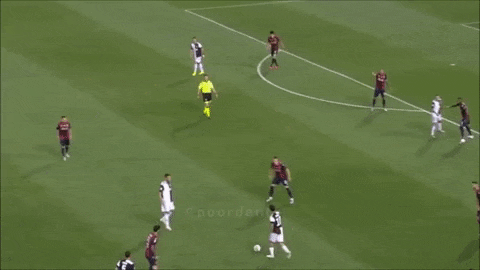 Gif アジア最高cb冨安健洋さん クリロナに完勝してしまうwwww サカサカ10 サッカーまとめ速報 Gif アジア最高cb冨安健洋さん クリロナに完勝してしまうwwww サカサカ10 サッカーまとめ速報