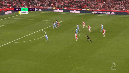 Gif プレミアの審判さん やばっ このままだとシティが失点してしまう せや サカサカ10 サッカーまとめ速報