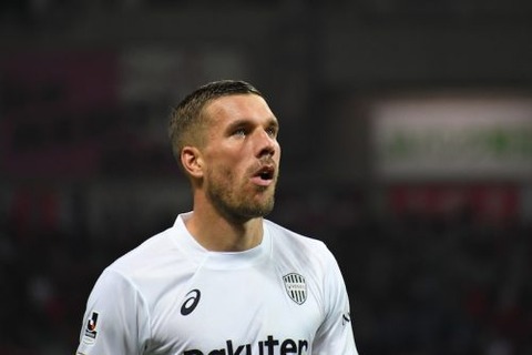 20171205-00679185-soccerk-000-1-view[1]