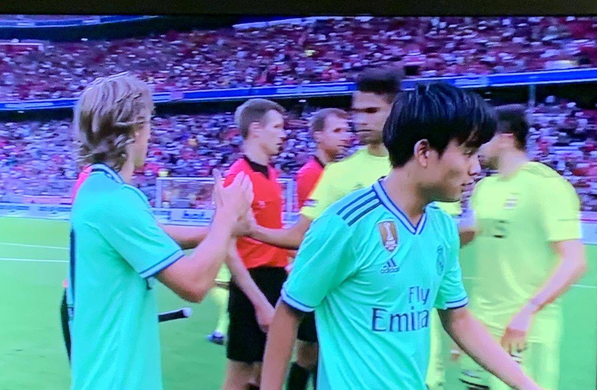 動画 久保君さん モドリッチのパス交換のコンビネーションwwww サカサカ10 サッカーまとめ速報 動画 久保君さん モドリッチのパス交換のコンビネーションwwww サカサカ10 サッカーまとめ速報