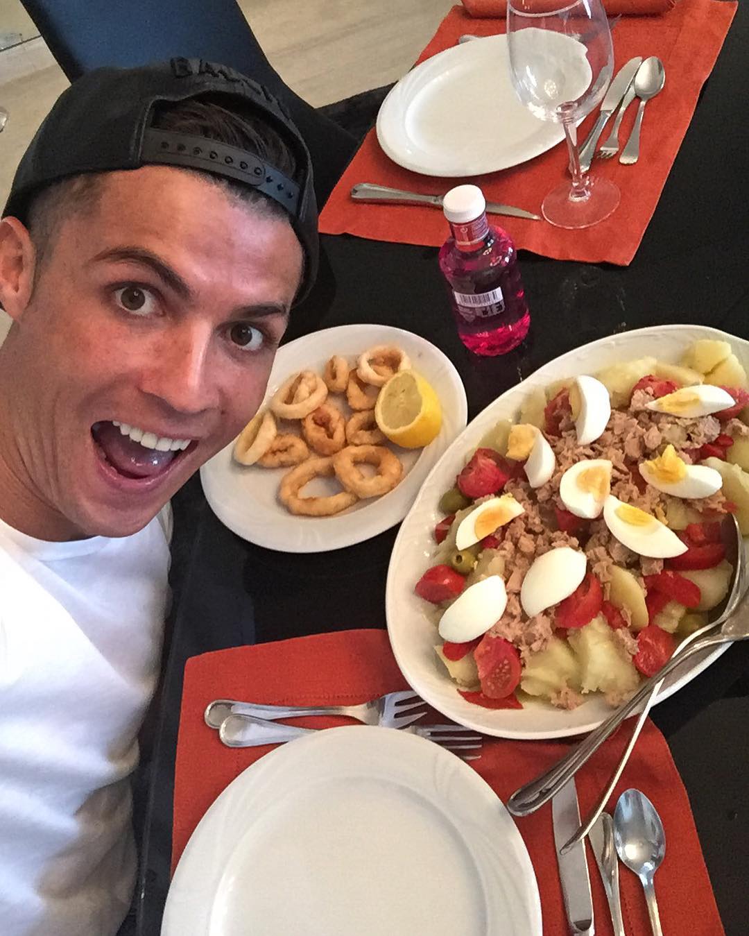 画像 クリスティアーノ ロナウドさんの食事wwwww サカサカ10 サッカーまとめ速報 画像 クリスティアーノ ロナウドさんの食事wwwww サカサカ10 サッカーまとめ速報