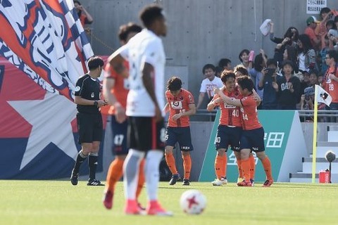 20170430-00581976-soccerk-000-1-view[1]