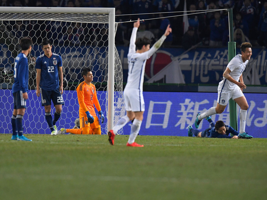 動画 E 1サッカー選手権 優勝決定戦 日本が韓国に敗れて2大会ぶりの優勝ならず 日本 １ ４韓国 サカサカ10 サッカーまとめ速報