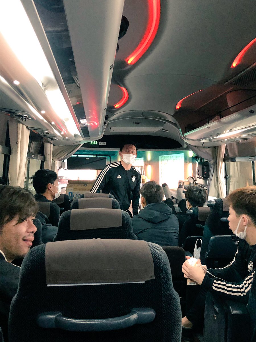 悲報 アルビレックス新潟さん 金がなさすぎて高知まで12時間のバス移動 サカサカ10 サッカーまとめ速報