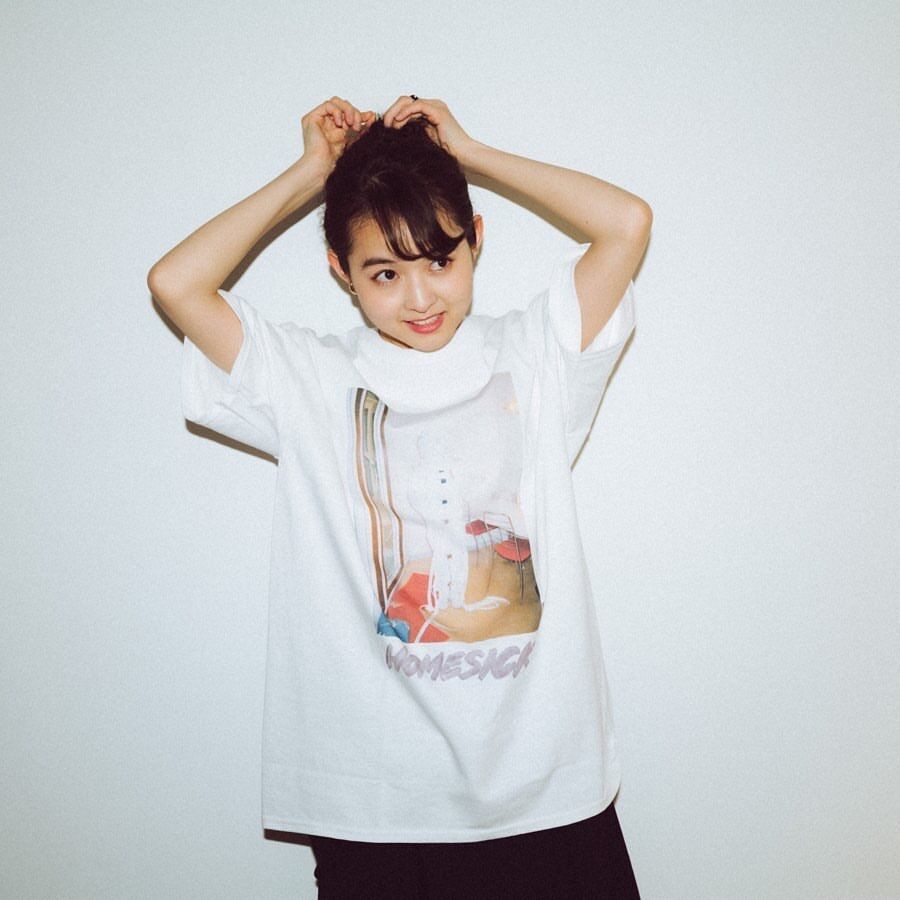 テレビで西野七瀬が伊藤万理華のグッズを着て収録に参加 乃木坂46箱推し テレビで西野七瀬が伊藤万理華のグッズを着て収録に参加 乃木坂46箱推し