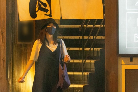 img_d989aa74888e7cb5aa91f7e991c8fa3d1302500