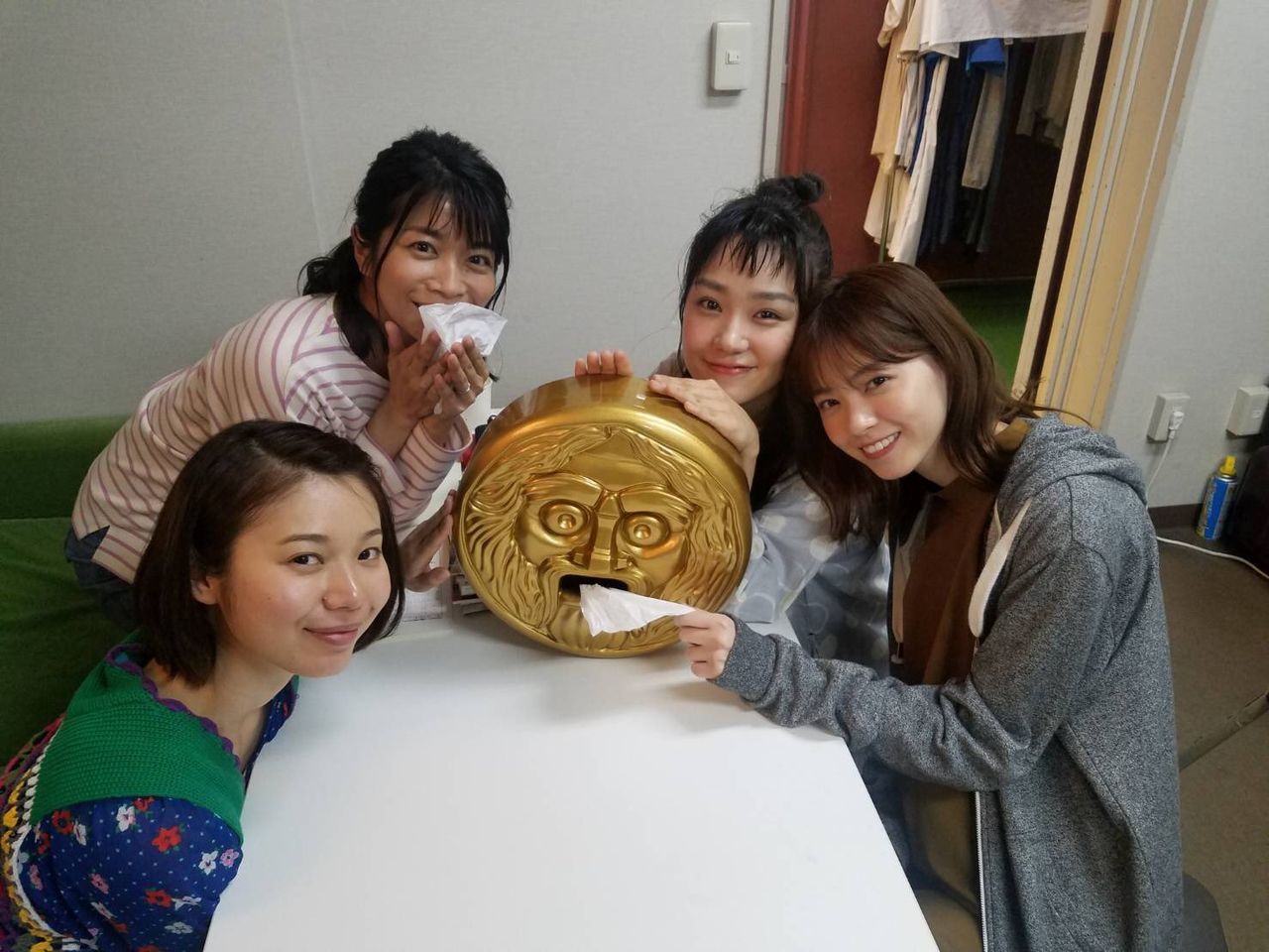 西野七瀬 あな番 の集合写真が可愛い 乃木坂46箱推し 西野七瀬 あな番 の集合写真が可愛い 乃木坂46箱推し