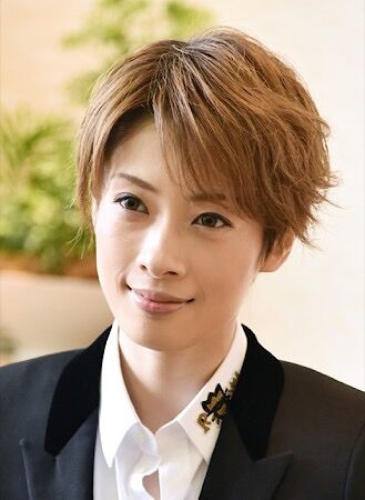 宝塚歌劇団 花組 明日海りお さまのツィート集めてみました 1２月１０日 宝塚歌劇団伝説