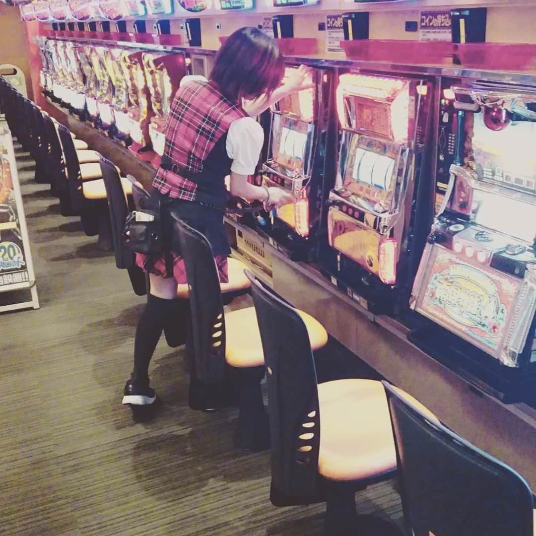 https://livedoor.blogimg.jp/matomebu_2ch/imgs/c/e/cec4ada5.jpg