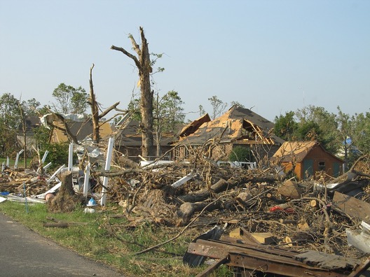 tornado-1650683_960_720