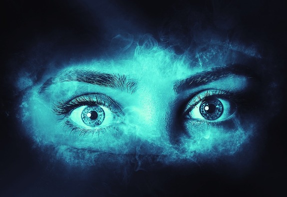 woman-1927606_960_720