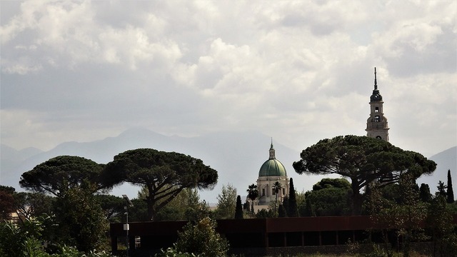 cathedral-2800949_960_720