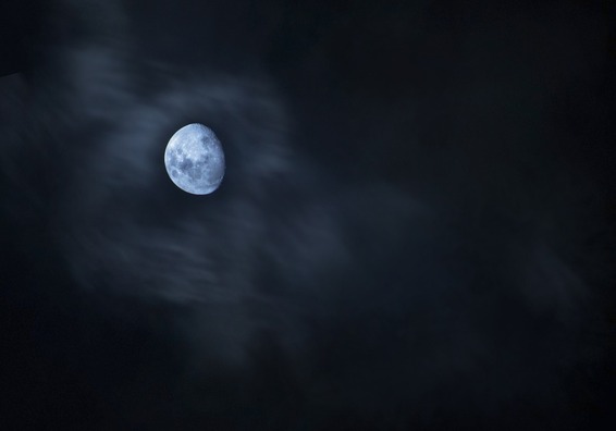 moon-4537913_960_720