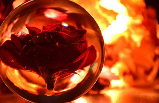 glass-ball-3927089_960_720