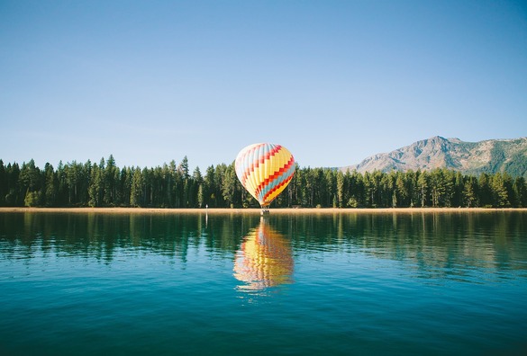 hot-air-balloon-1149183_1920