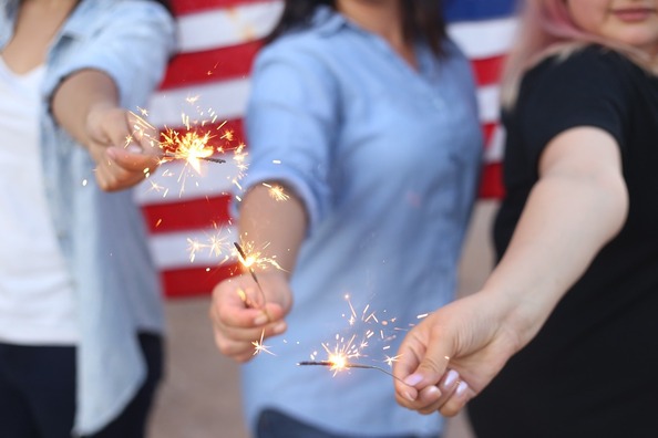 sparklers-828570_1280