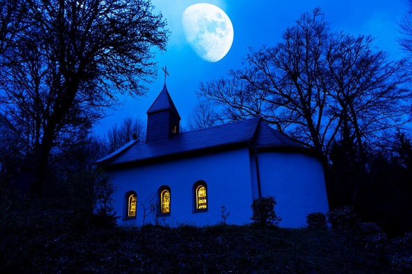 chapel-2326130_960_720