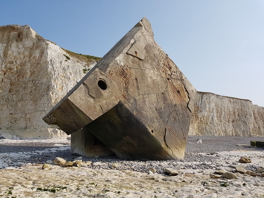 normandy-2426435_960_720