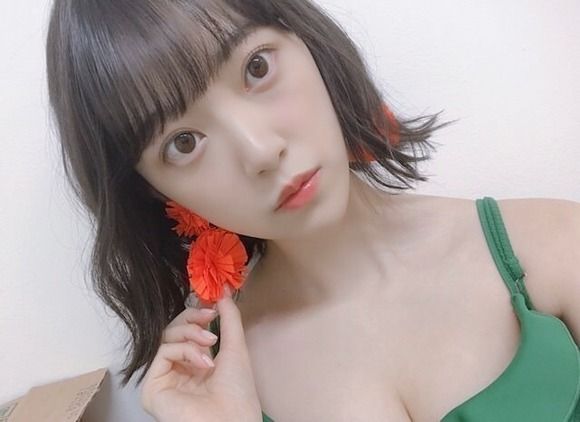 【画像】乃木坂46・堀未央奈、ブログでおっぱい谷間クッキリ！