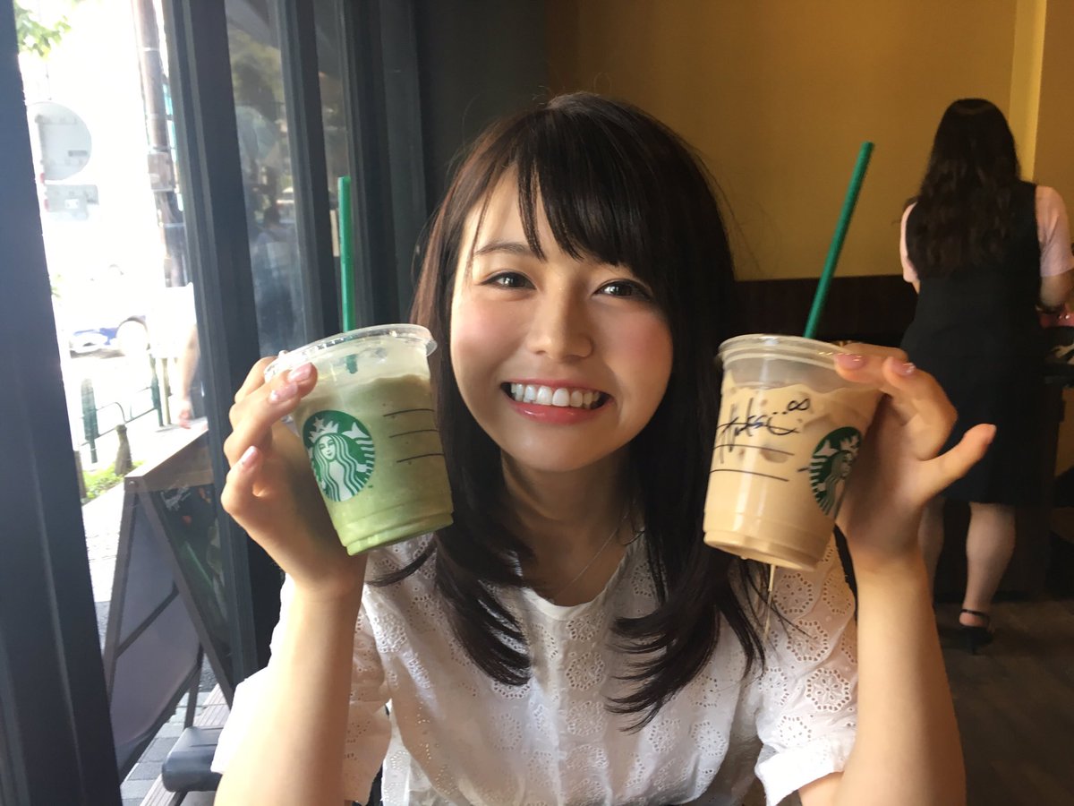 ミス東京女子大候補の疋田有祐美さん ミス青学候補の井口綾子さんのコーヒーをこぼすのを真似る 画像あり 色々なニュース速報