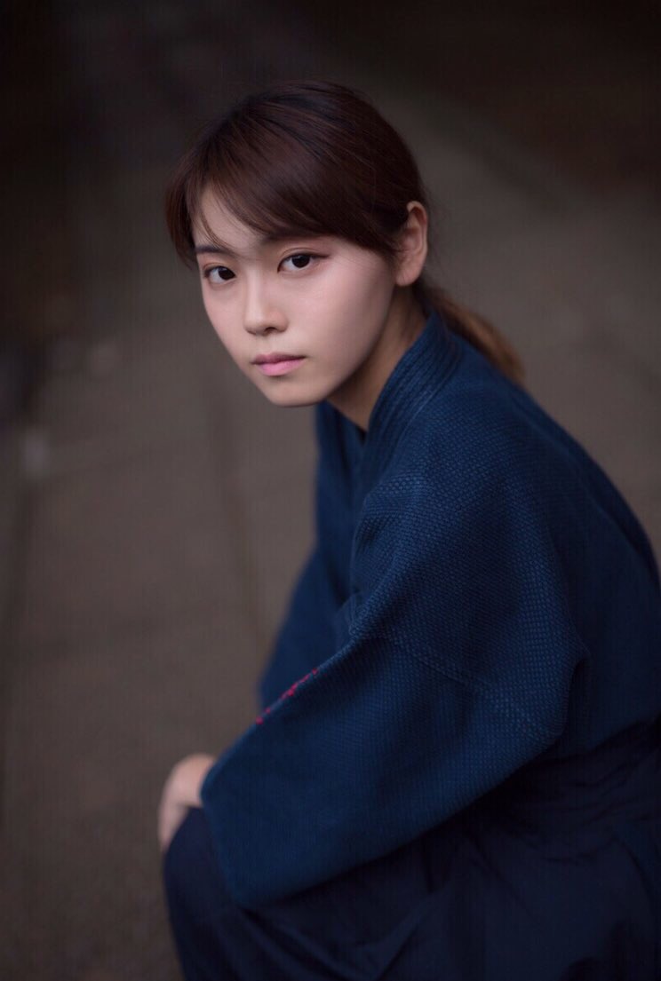 ミス東京女子大候補の疋田有祐美さん ミス青学候補の井口綾子さんのコーヒーをこぼすのを真似る 画像あり 色々なニュース速報