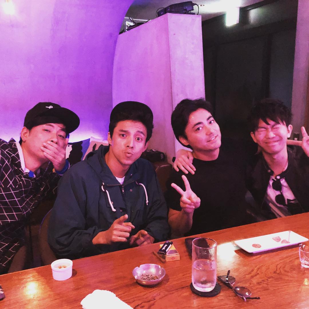 俳優 山田孝之の35歳誕生日会に綾野剛 佐藤健 山崎賢人 Acid Black Cherry Yasuら超豪華メンバー集結 博士ニートまとめ 俳優 山田孝之の35歳誕生日会に綾野剛 佐藤健 山崎賢人 Acid Black Cherry Yasuら超豪華メンバー集結 博士ニートまとめ