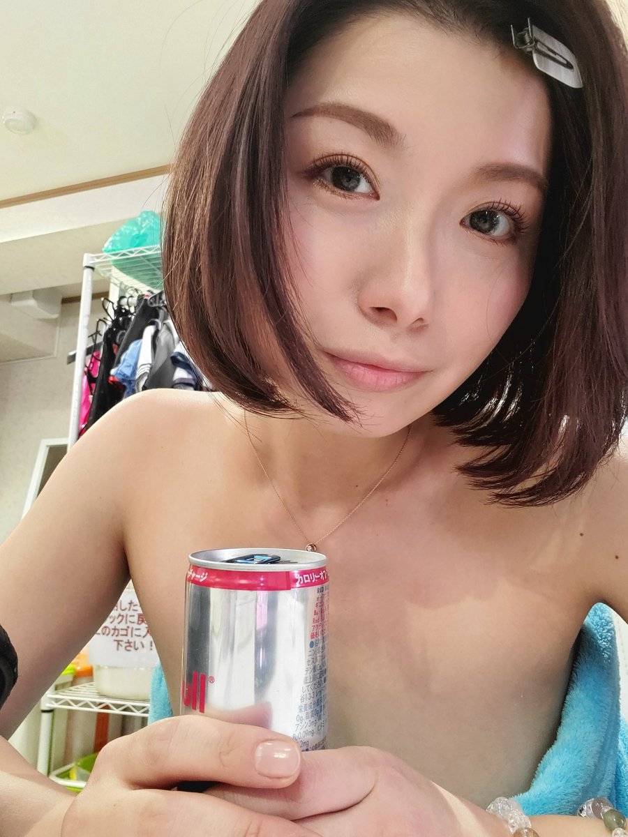 1枚 加藤ツバキ 21年なんでなんとなく分け目変えた Av女優ツイート エロ画像まとめ