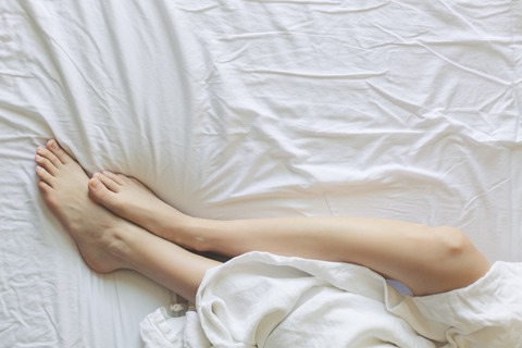 bed-bedroom-blanket-545015-1