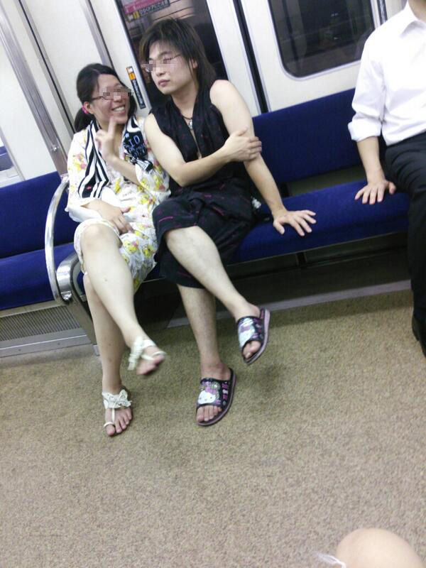 悲報 電車の中でイチャつくだけでネットに画像を晒されることが判明 これが監視社会か まとめ2ch速報 悲報 電車の中でイチャつくだけでネットに画像を晒されることが判明 これが監視社会か まとめ2ch速報