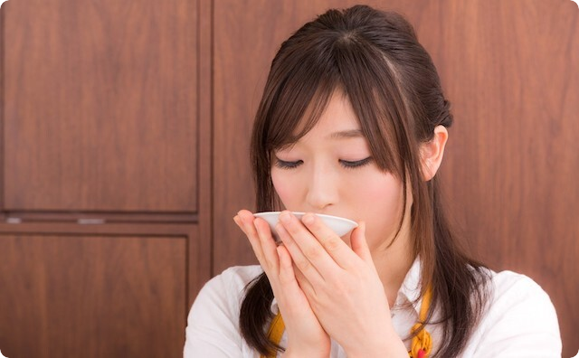 彼女の手料理にしょっちゅう髪の毛が入ってる。「結べ」と言っても結ばなくて、いい加減ウンザリしてこう言ったら・・・