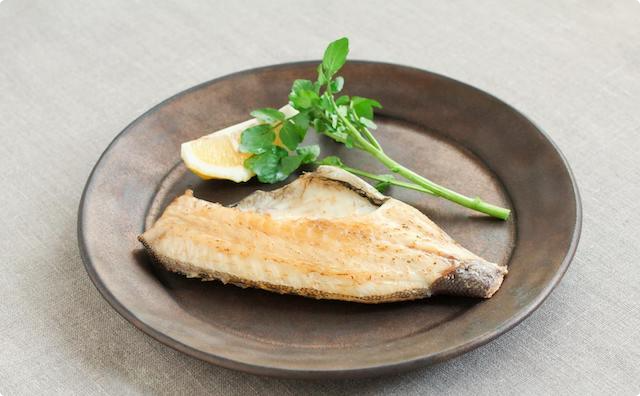 嫁が「子供(2歳)が魚を食べないから味の素かける」とか言ってる。勘弁してほしい・・・