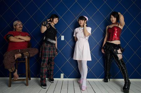 柔美、詩美、都美のビッグダディ3姉妹が「FLASH」でグラビアに初挑戦戦12