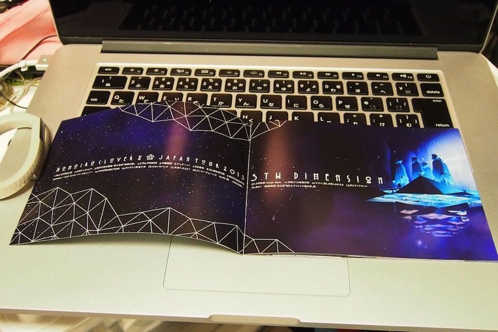 5TH DIMENSION LIVE Blu-ray 003.jpg 5TH DIMENSION LIVE Blu ray 003