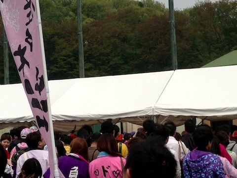 ももいろクローバーZ 春の一大事 002