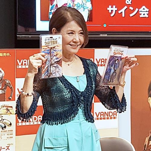 アンヌ隊員 ひし美ゆり子 ウルトラ警備隊ポインター号の秘密を暴露 芸スポまとめ アンヌ隊員 ひし美ゆり子 ウルトラ警備隊ポインター号の秘密を暴露 芸スポまとめ