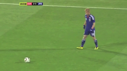 Gif コートジボワール戦で本田が先制ゴールした瞬間 フットバル Gif コートジボワール戦で本田が先制ゴールした瞬間 フットバル