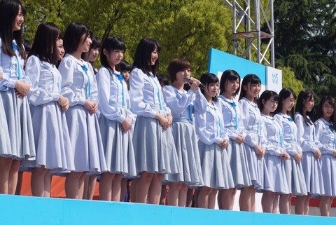【STU48】門脇実優菜AKBックリマンチョコ開封→矢倉楓子、高柳明音ほかメンバーに「知らないです」w