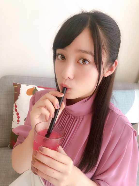 【朗報】橋本環奈ちゃん、タピオカをお召しになる