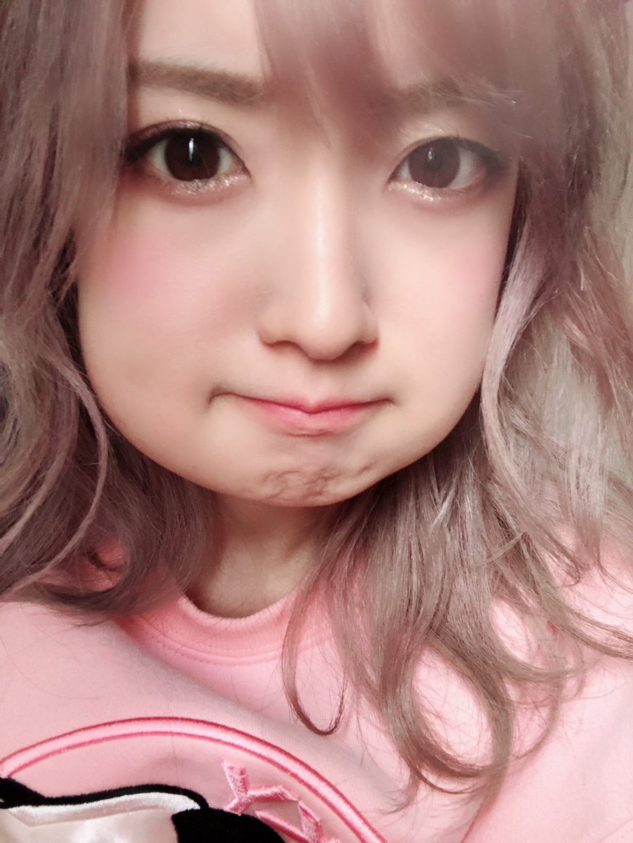 【悲報】須藤りりぽんの顔面膨張wwwwwwwww