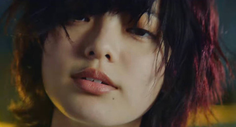 【ROCK IN JAPAN】欅坂46 平手友梨奈、全力出し尽くして最後フラフラに。小林由依に支えられながら退場