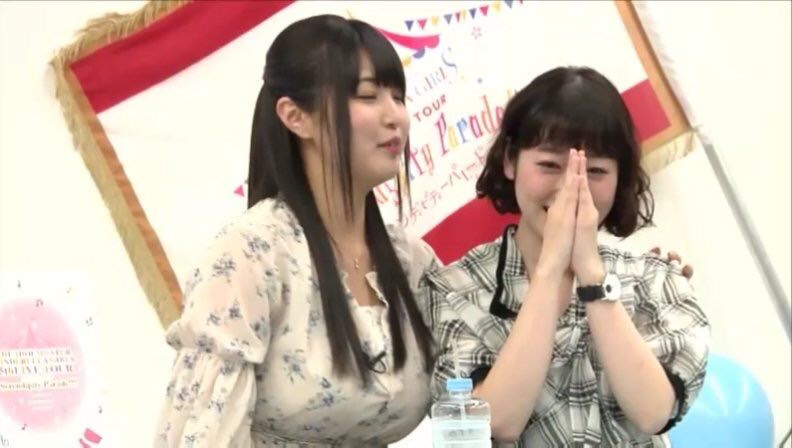 Gif 声優 大坪由佳さんの楽しみ着衣お胸 歩いただけで揺れてしまうwwww みんなの関心じゃ